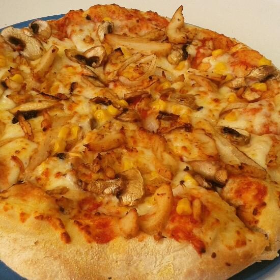Pizza Con Pollo a La Parrilla